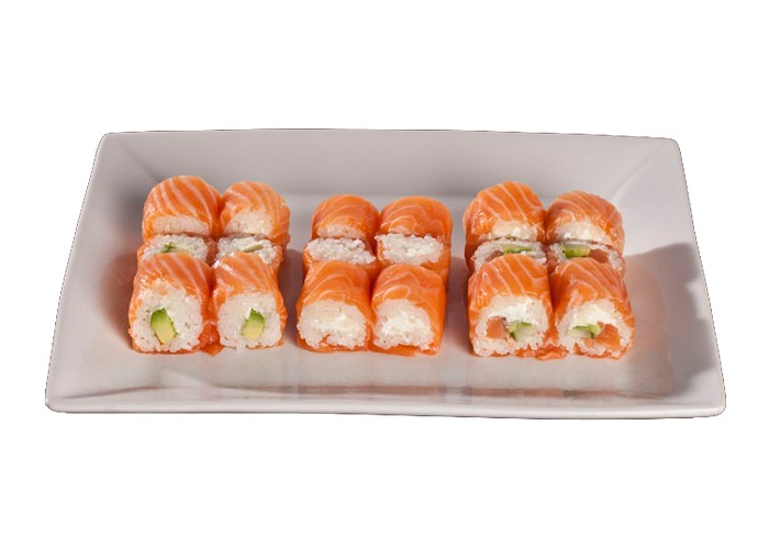 6 Pink roll cream cheese 
+ 6 Pink roll california saumon concombre cheese 
+ 6 Pink avocat cheese 
+ Une soupe miso ou salade de choux